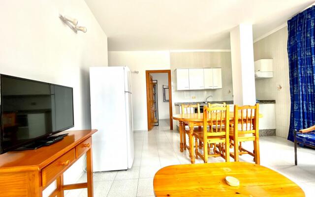 Two bedroom a few meters from Tamaduste beach