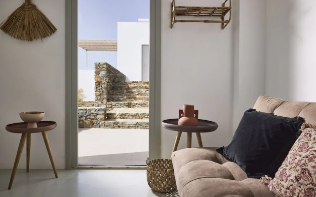 Ianemi Suites by K4 Kythnos