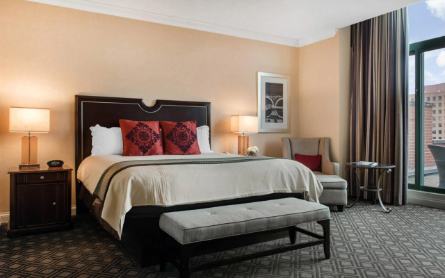 Omni Severin Hotel