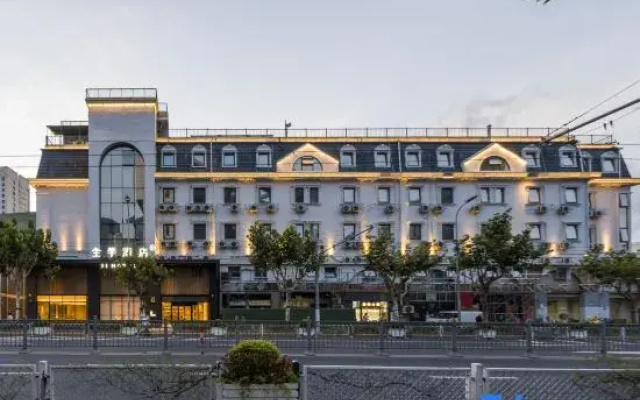 JI Hotel (Shanghai North Bund Longchang Road Subway Station)