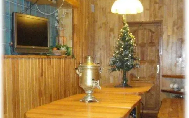 Отель Берлога