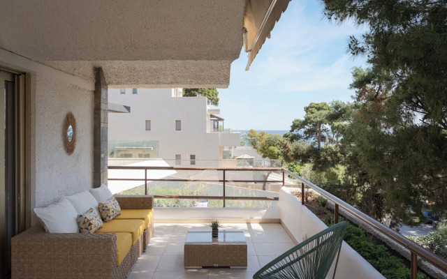 Vouliagmeni Serenity Residence