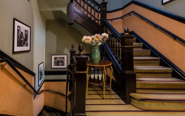Hotel Boheme