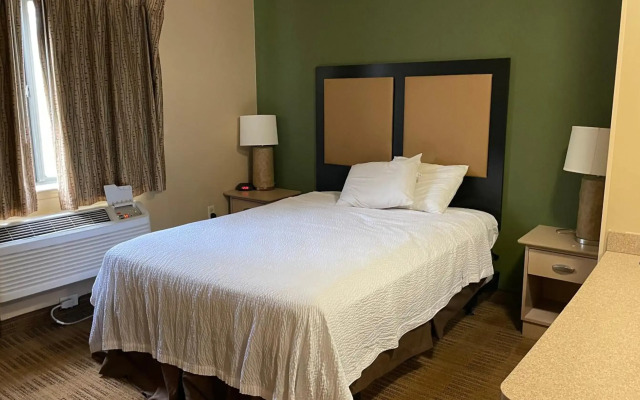 Sonesta Simply Suites Memphis