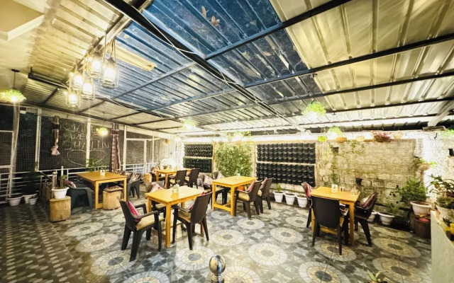 Goroomgo Paradise Inn Dharmsala