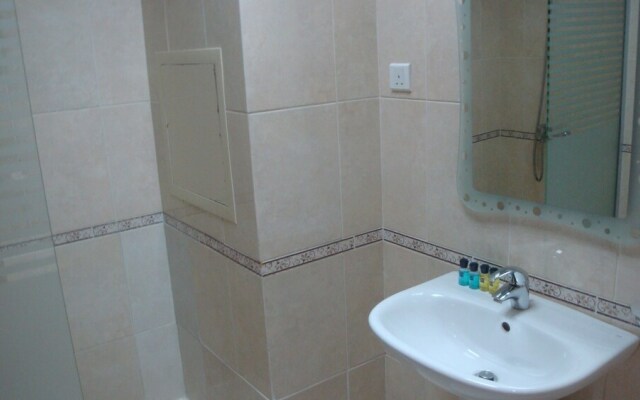 Awali Rose Hotel Suites