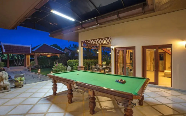 Blissful Villa Felicity with Ample Space