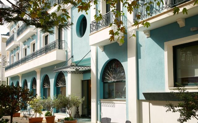 Dioni Boutique Hotel