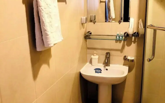 Maryam Hotel