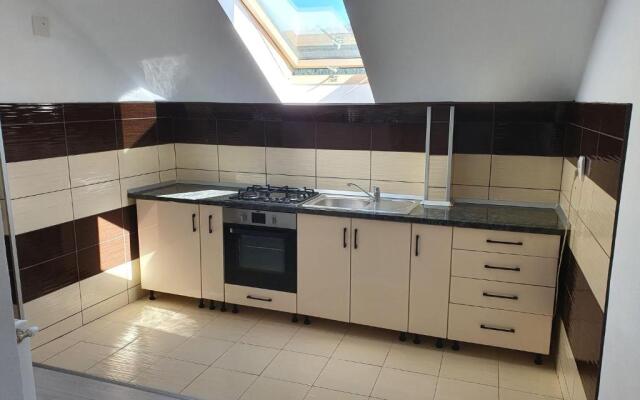 Complex de Pensiuni Si Casute la Munte1