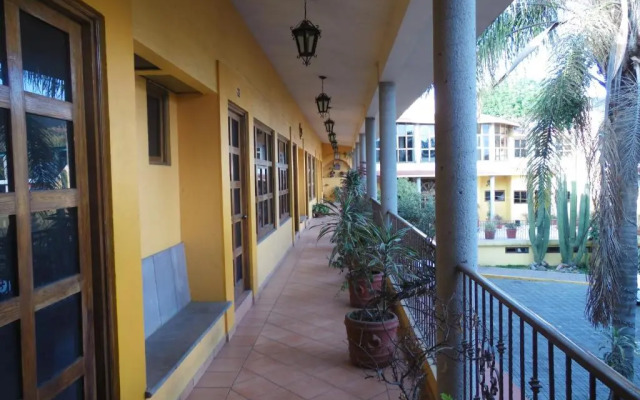 Hotel Plaza del Sol