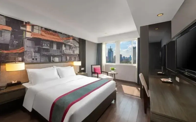 Rezen Kingtown Hotel (Chongqing Xinpaifang)
