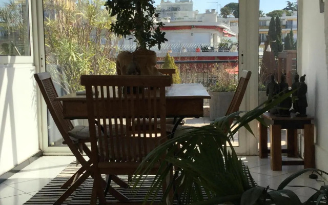 Appartement terrasse vue mer / nice