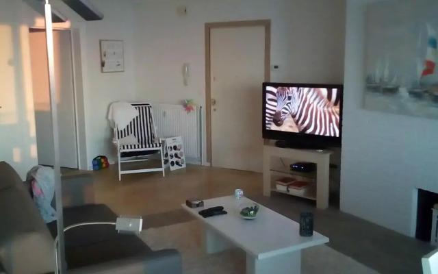 Apartment Raversijde with Seaview
