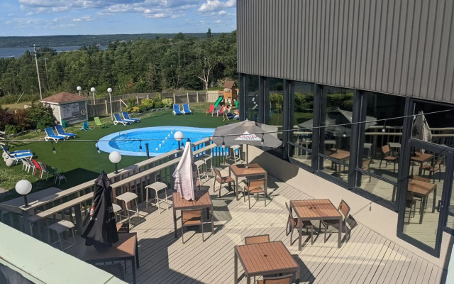 Clarenville Inn