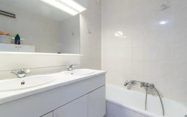 Apartment in Middelkerke With Sea View