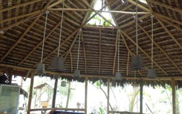 Ecolodge Mar y Paz Canoa