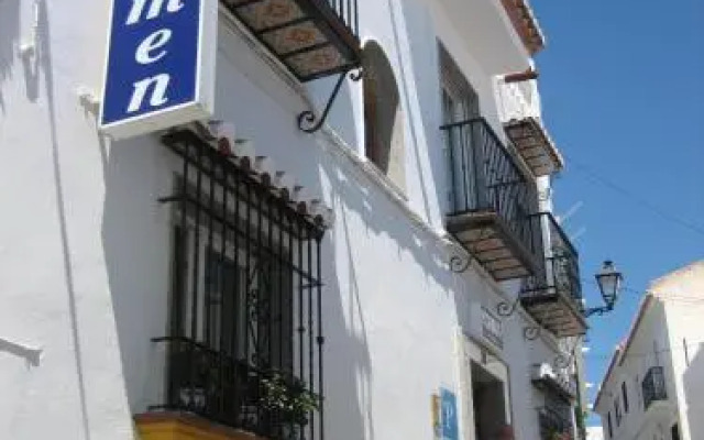 Pensión Mari Carmen