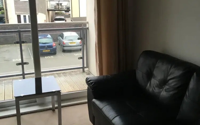 Remarkable 1-bed Apartment in Swansea Near Liberty