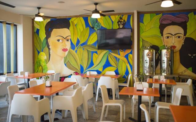 Hotel Andiroba Palace