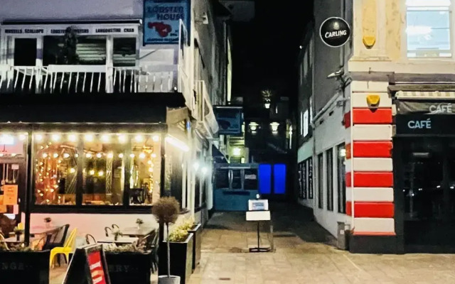 Harbour Breeze in Torquay