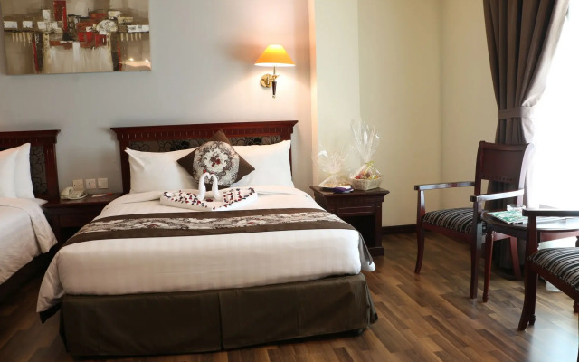 Pars International Hotel
