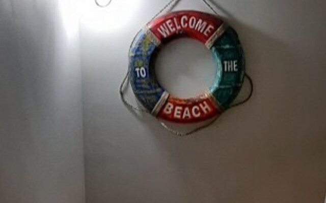 Newly Refurbished 2nd Floor Apartment Lil Nauti