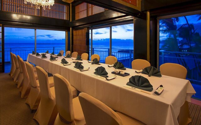 Kaimana Beach Hotel