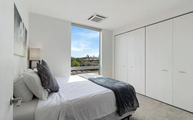 New & Modern  Lux City Escape