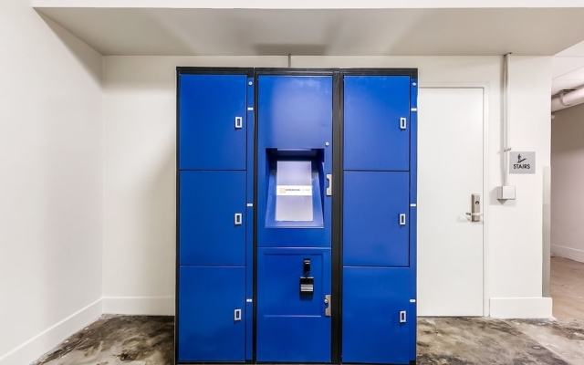 Luxury 1BR Condos in California Building