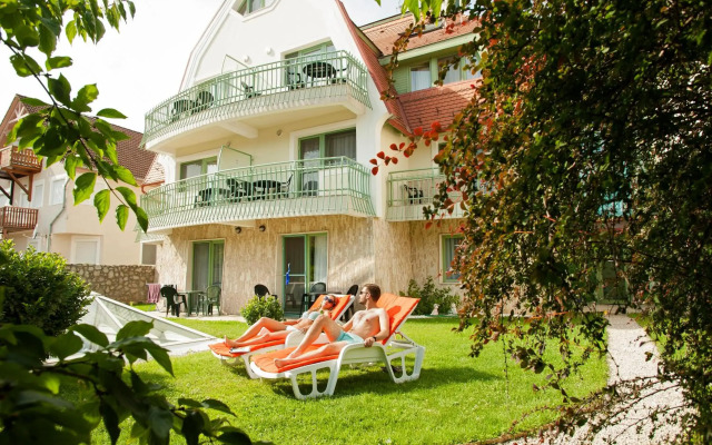 Holiday Club Apartman Hotel