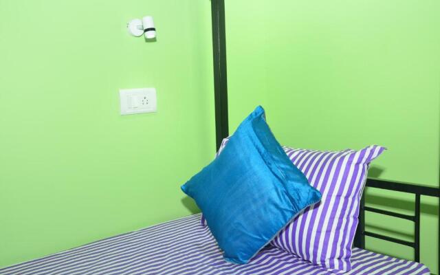 Tranquil AC Luxury Hostel