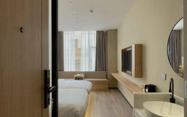 Shenzhen Maoxiang Hotel (Wutongshan Scenic Area)