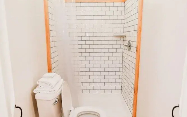 Rainbow Mountain Resort