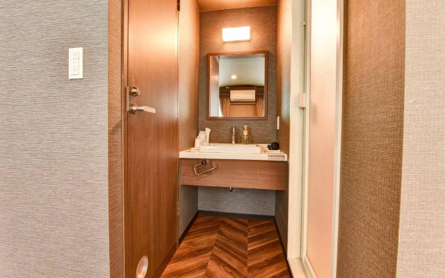 Hotel Crane Tachibana – Guest Rooms – Miyazaki