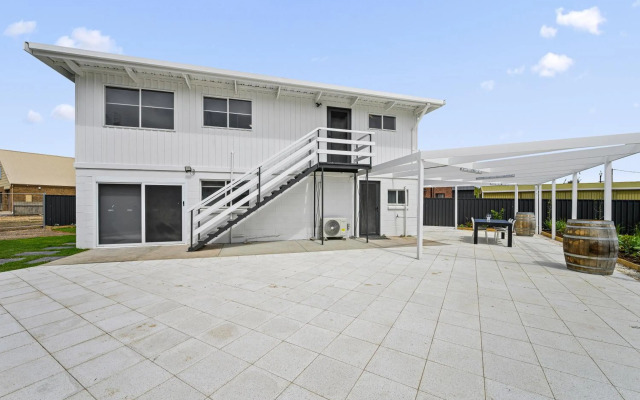 The HardyOne - Aldinga Beach