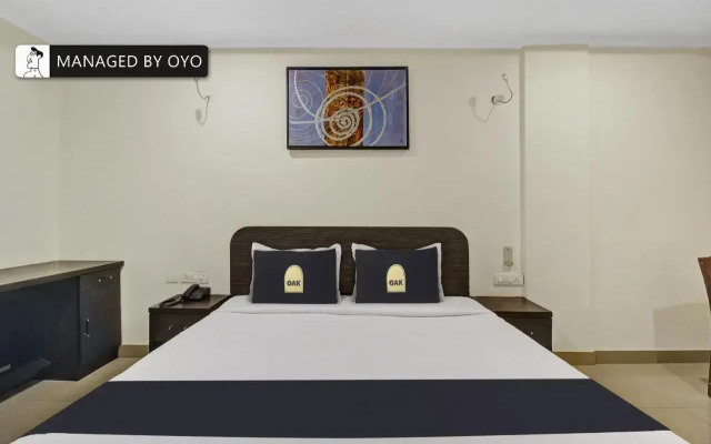 Super Oyo Townhouse Oak Hotel N7 Elite