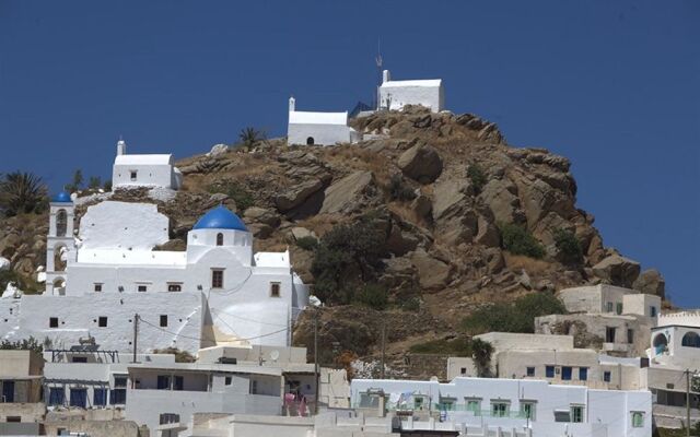 Aphrodite Hotel & Apartments