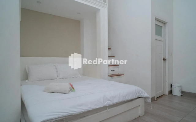 OYO 2248 Yayah Rooms Syariah