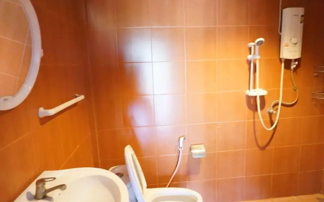 Bua Luang Nakara Resort