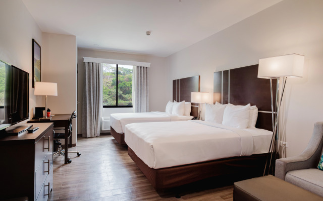 Comfort Inn & Suites Tobago