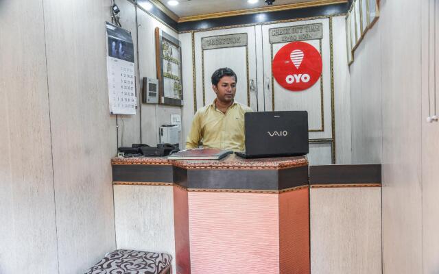 OYO 15443 Hotel Mega Palace