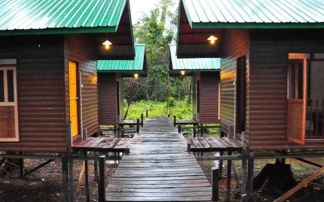 Kinabatangan Sunshine Lodge