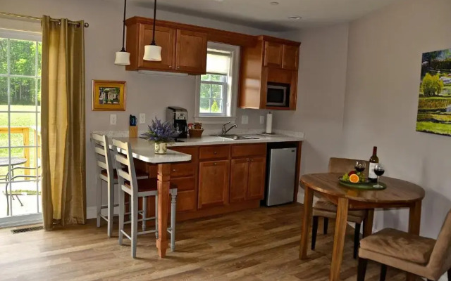 Inn at Huntingfield Creek