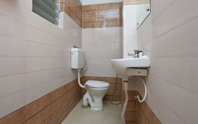OYO 13265 Aashray Guest House