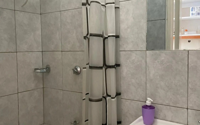 The glenn Apache House with a pool and free wifi