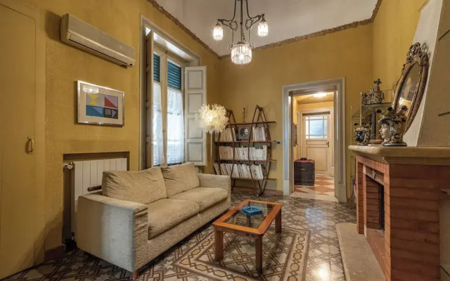 Amari Elegant Apartment