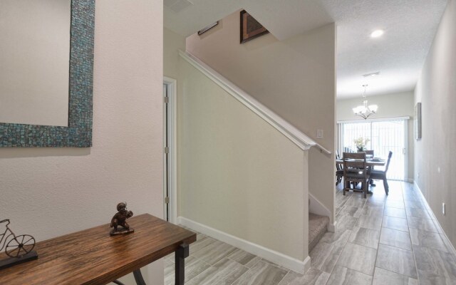 Storey Lake 4 Bedroom Townhome w Splashpool - 1616ST