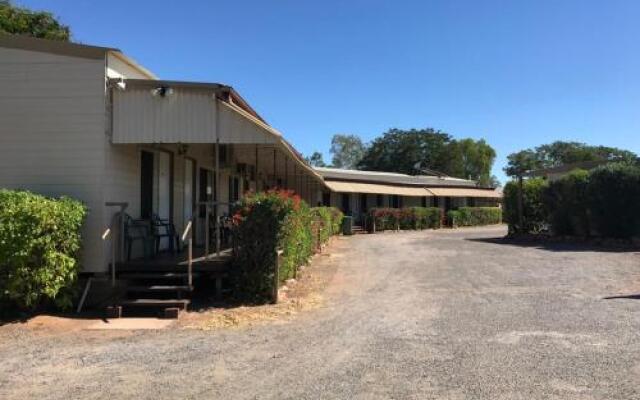 Wagon Wheel Motel