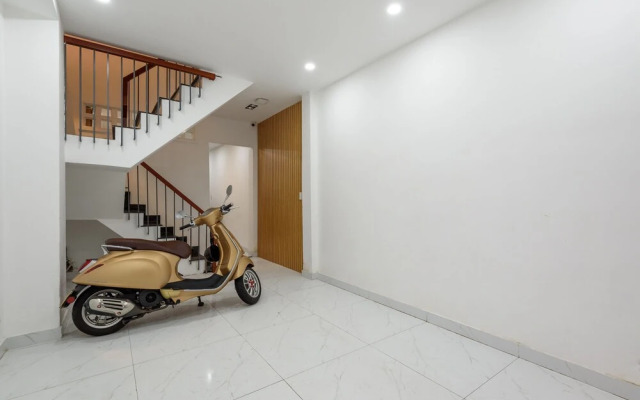 Cozrum Homes - Graceful Corner